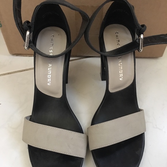 Chinese Laundry Heels - Picture 2 of 4